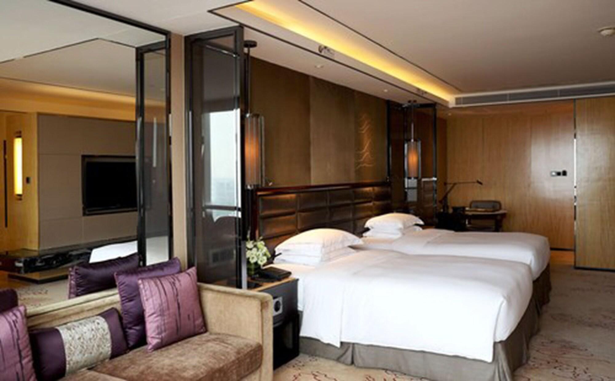 Hilton Zhongshan Downtown Ngoại thất bức ảnh