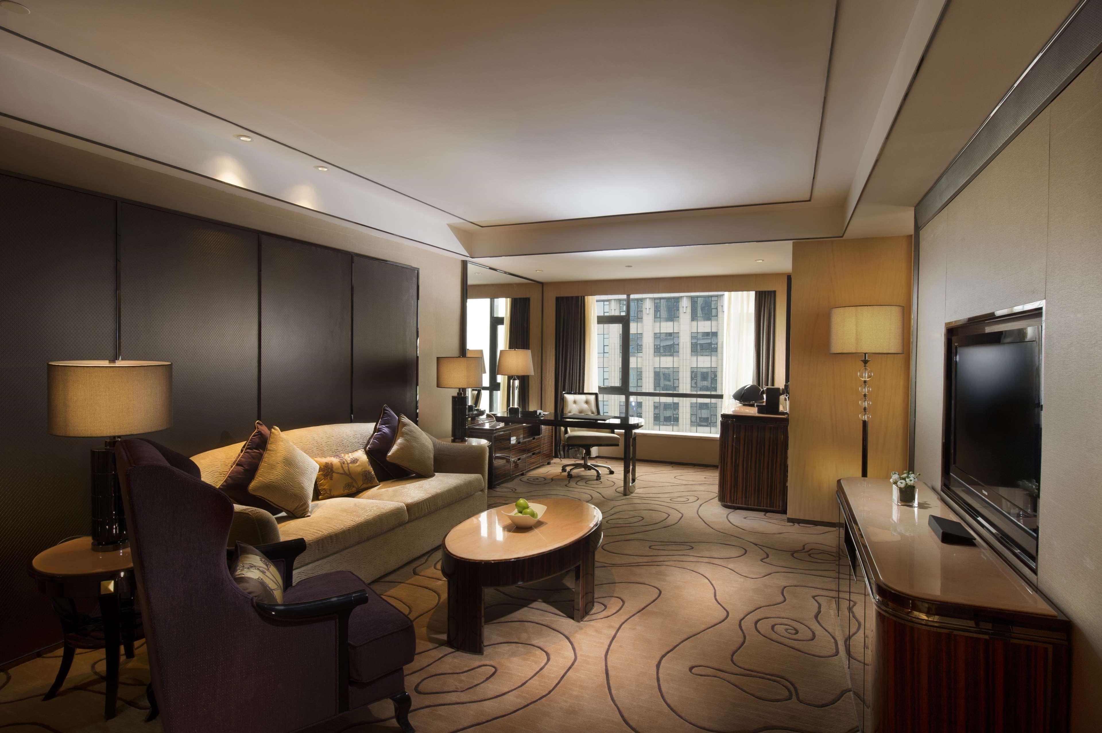 Hilton Zhongshan Downtown Ngoại thất bức ảnh