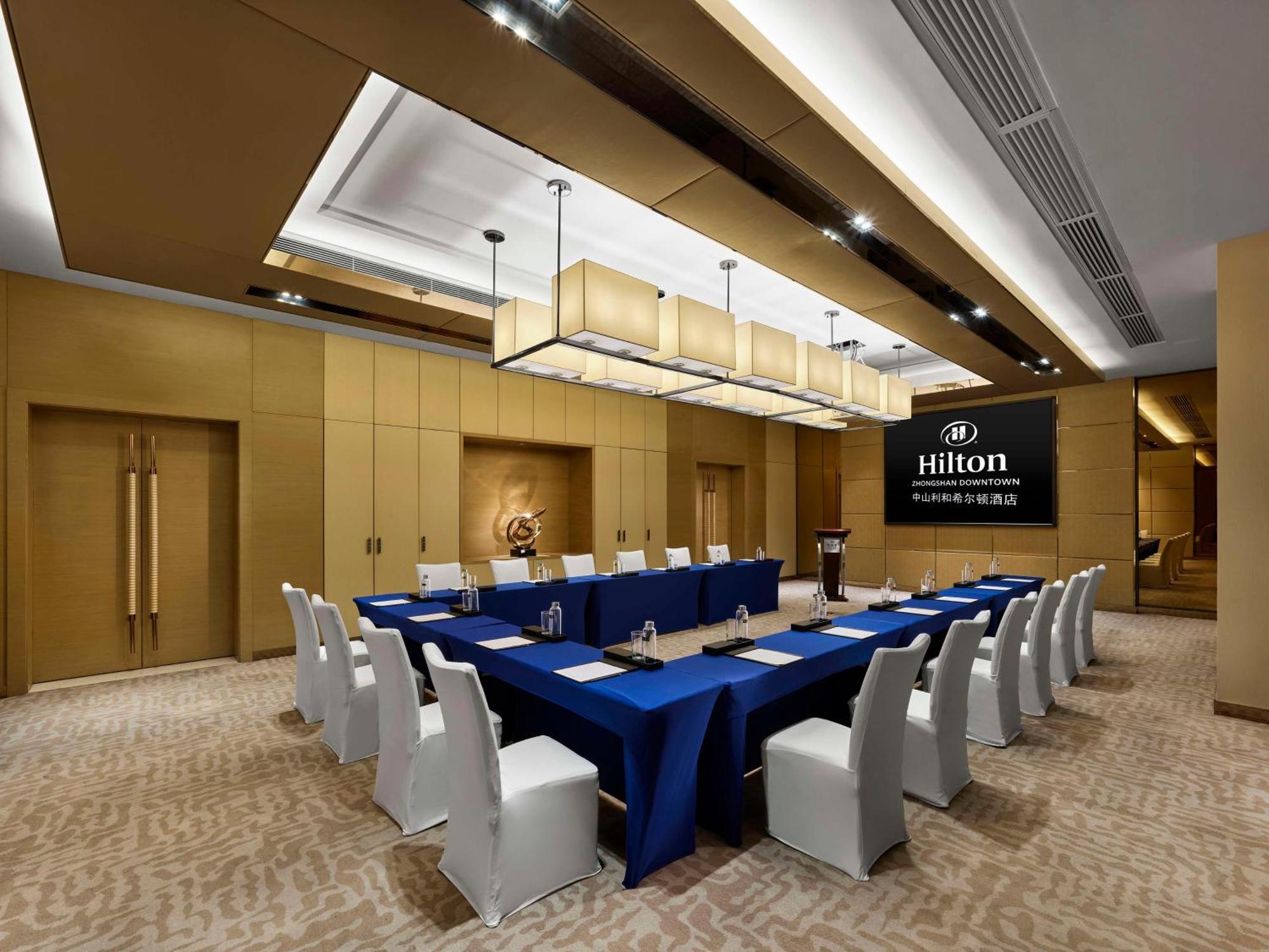 Hilton Zhongshan Downtown Ngoại thất bức ảnh