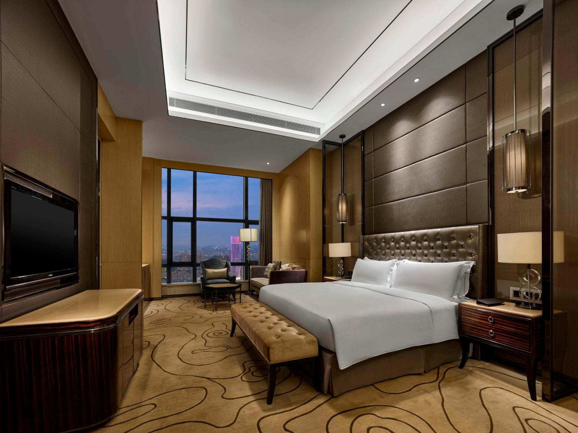 Hilton Zhongshan Downtown Ngoại thất bức ảnh