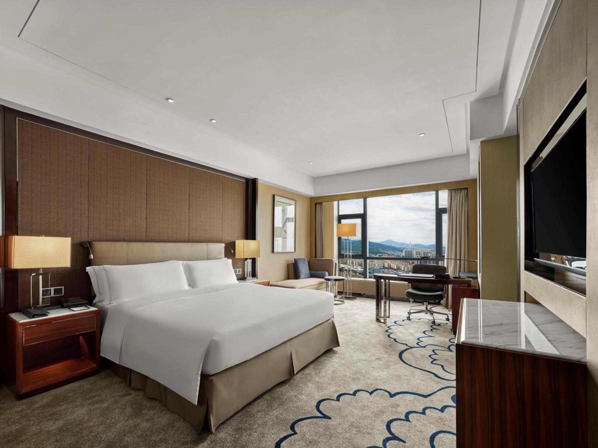 Hilton Zhongshan Downtown Ngoại thất bức ảnh