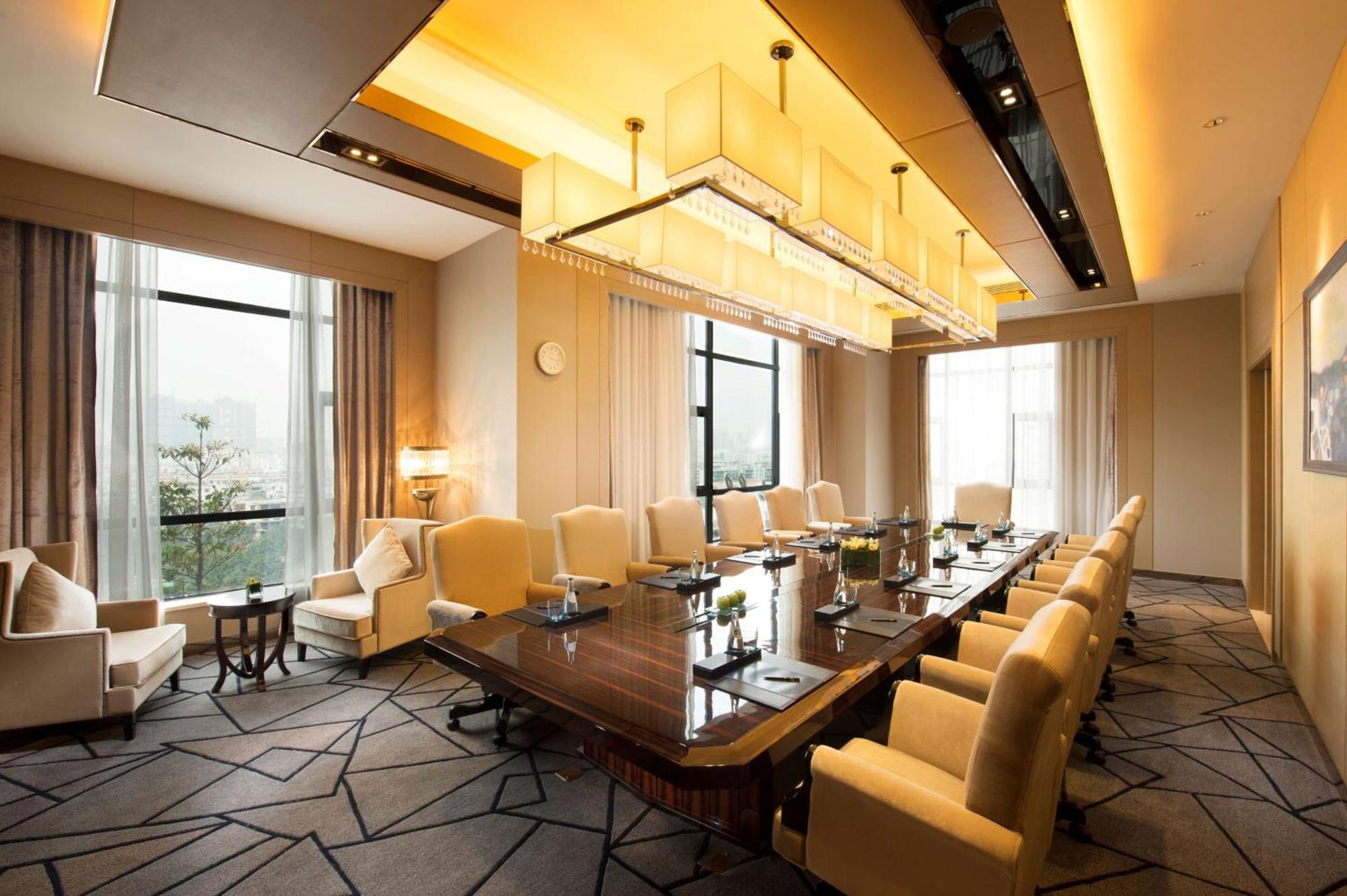 Hilton Zhongshan Downtown Ngoại thất bức ảnh