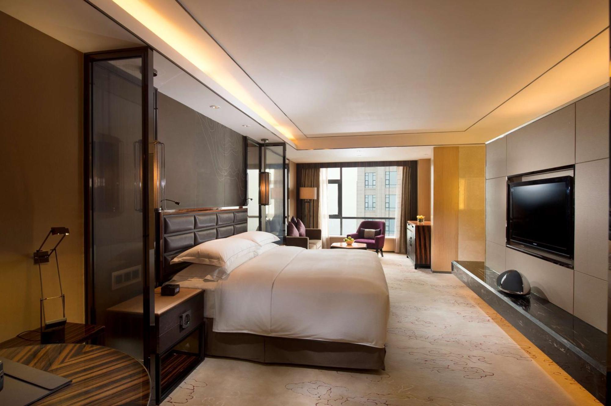 Hilton Zhongshan Downtown Ngoại thất bức ảnh